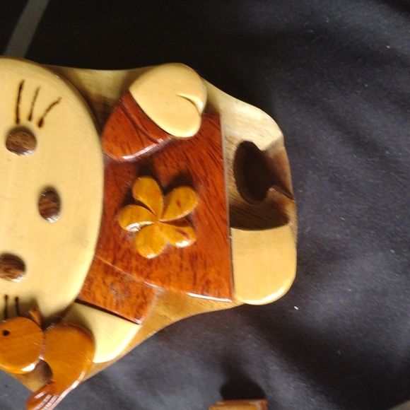 Rare hand carved hellokitty puzzle box - Picture 3 of 7